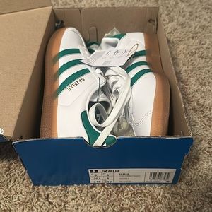 Adidas gazelle green and white